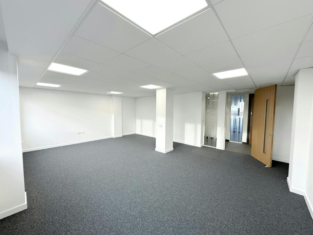 st hughs.jpg