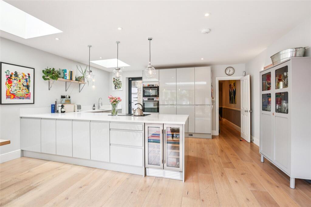 House in London - View 4