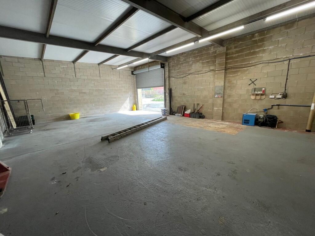 Photo 5