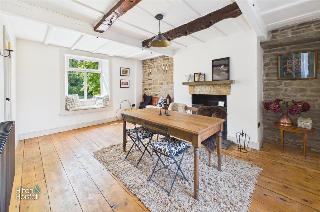 House in Burnley, Lane Bottom, Briercliffe - More