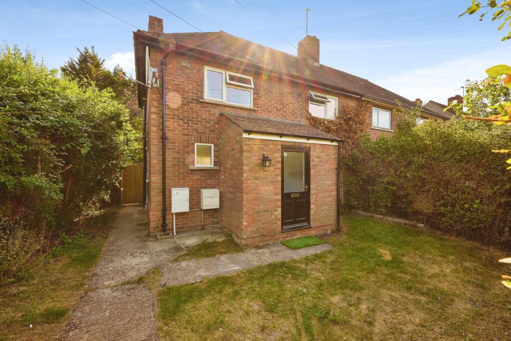 Main image of property: Granhams Close, Great Shelford, Cambridge, Cambridgeshire, CB22