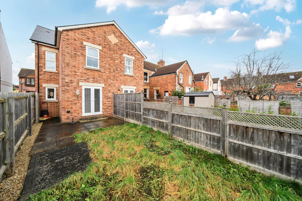 Additional image 13 of Camborne Place, Yeovil, Somerset