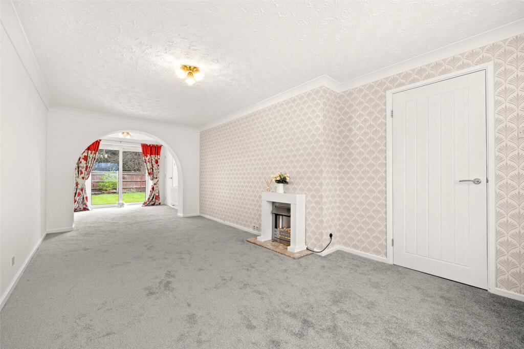 Calfridus Way, Bracknell, Berkshire, RG12 photo 2