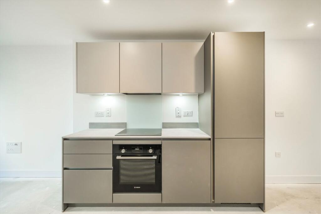 Apartment in London - View 3