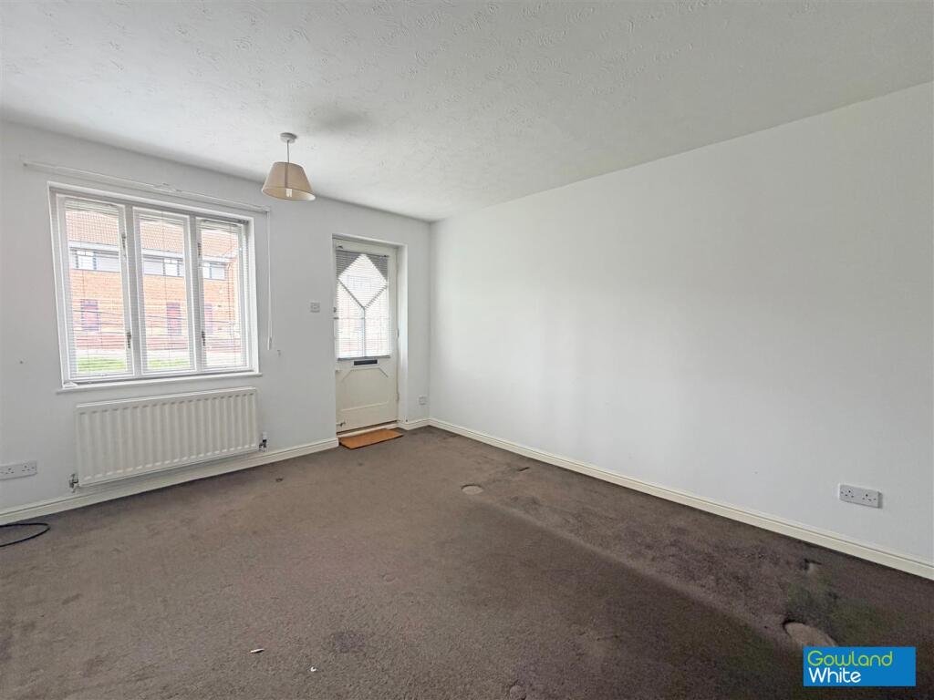 House in Stockton-on-Tees - View 2