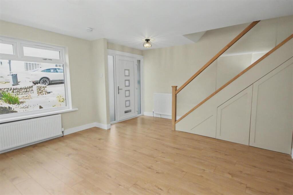 House in Carluke, South Lanarkshire - View 4