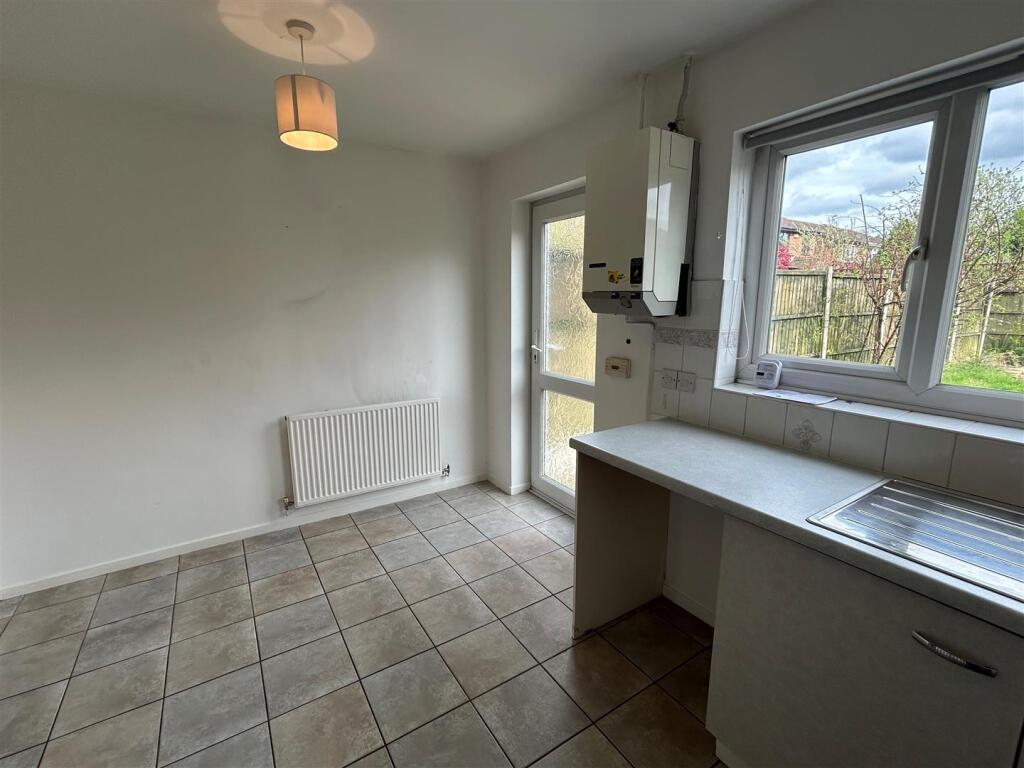 Kinross Way, Hinckley, Leicestershire – pohled 4