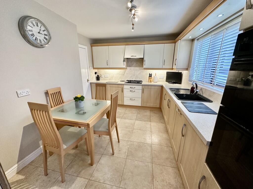 Pinefield Road, Barnby Dun, Doncaster photo 3