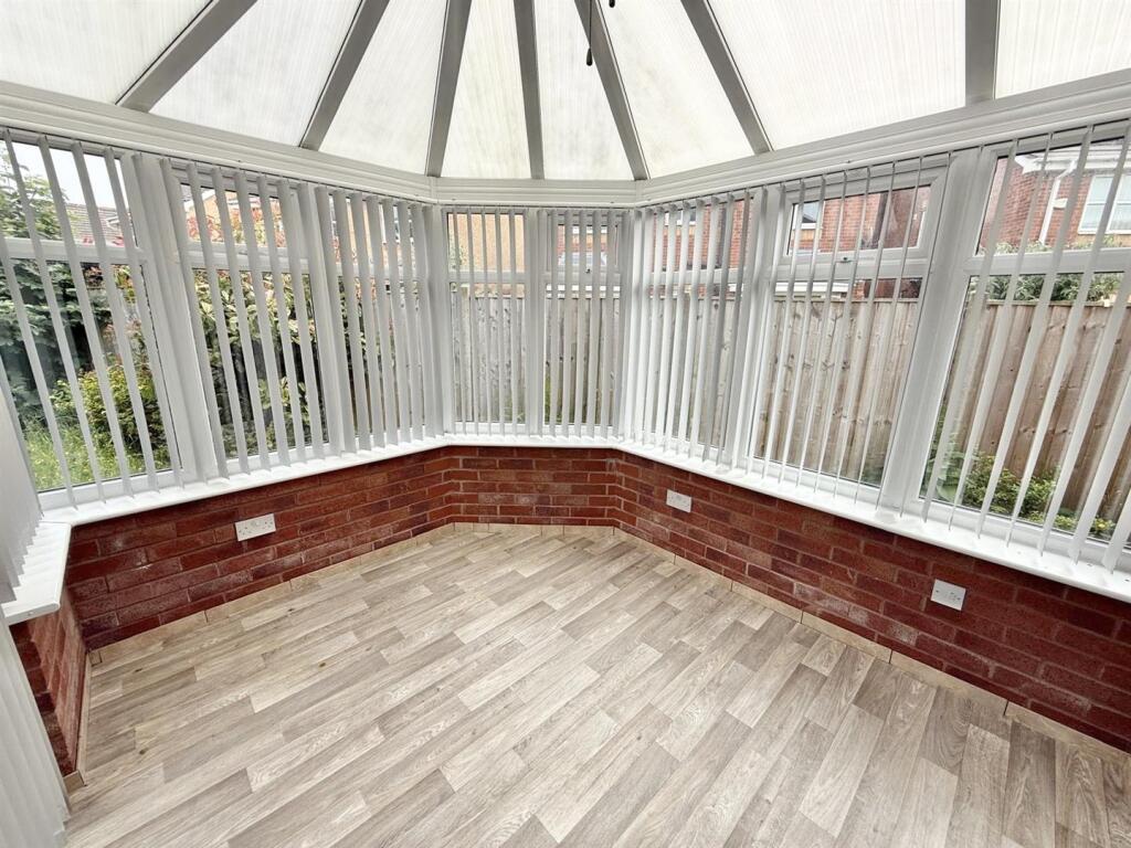 House in Ashfield, Sutton in Ashfield, Dalestorth - View 5