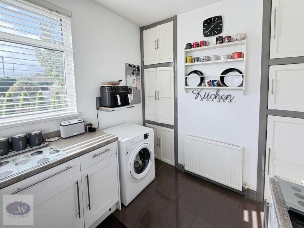 House in Bradford - View 5