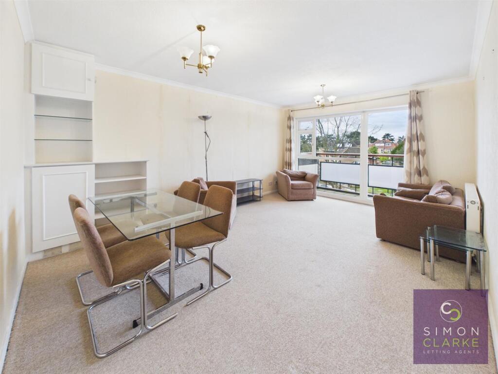 Main image of property: Etchingham Park Road, Finchley Central, N3