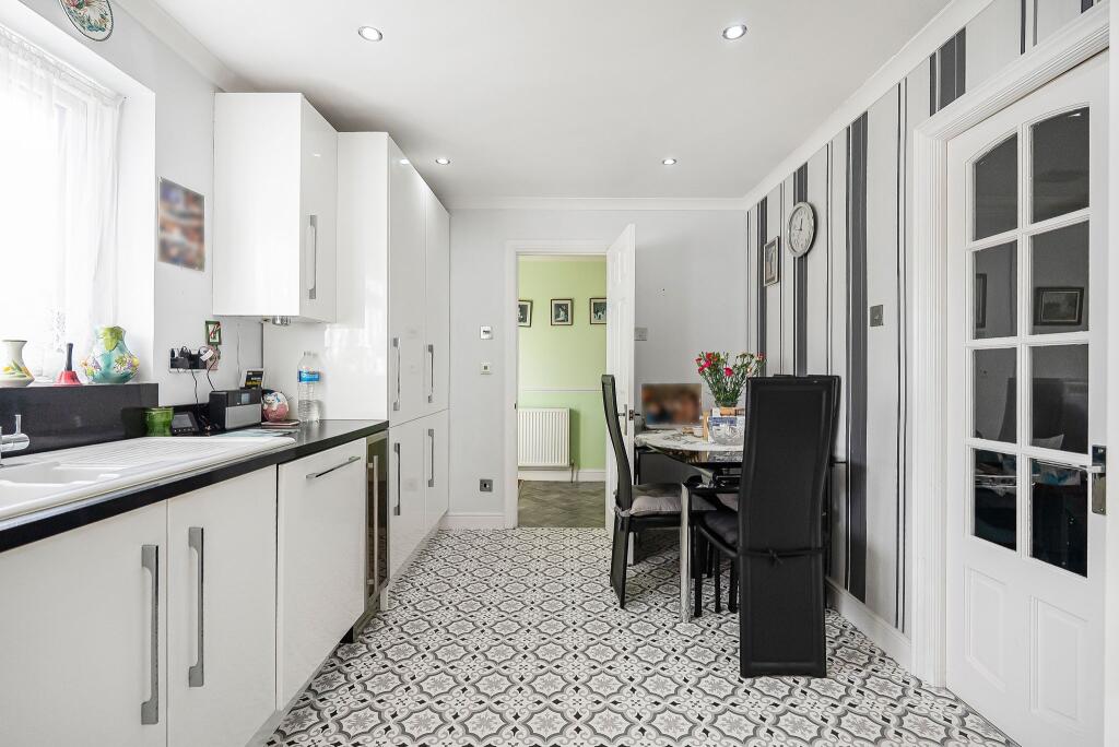 Additional image 6 of Alderman Close, Welham Green, AL9