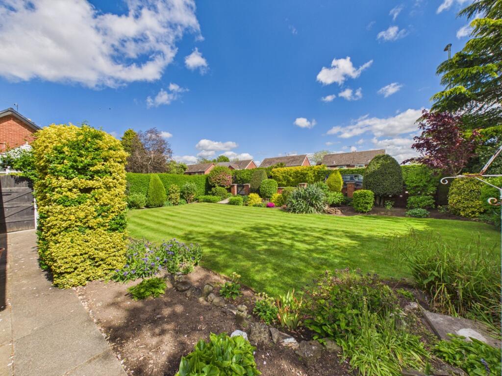House in Marford, Gresford - View 2