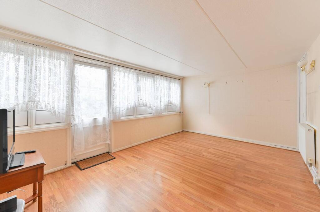 Main image of property: Bolton Court, Battersea, London, SW11