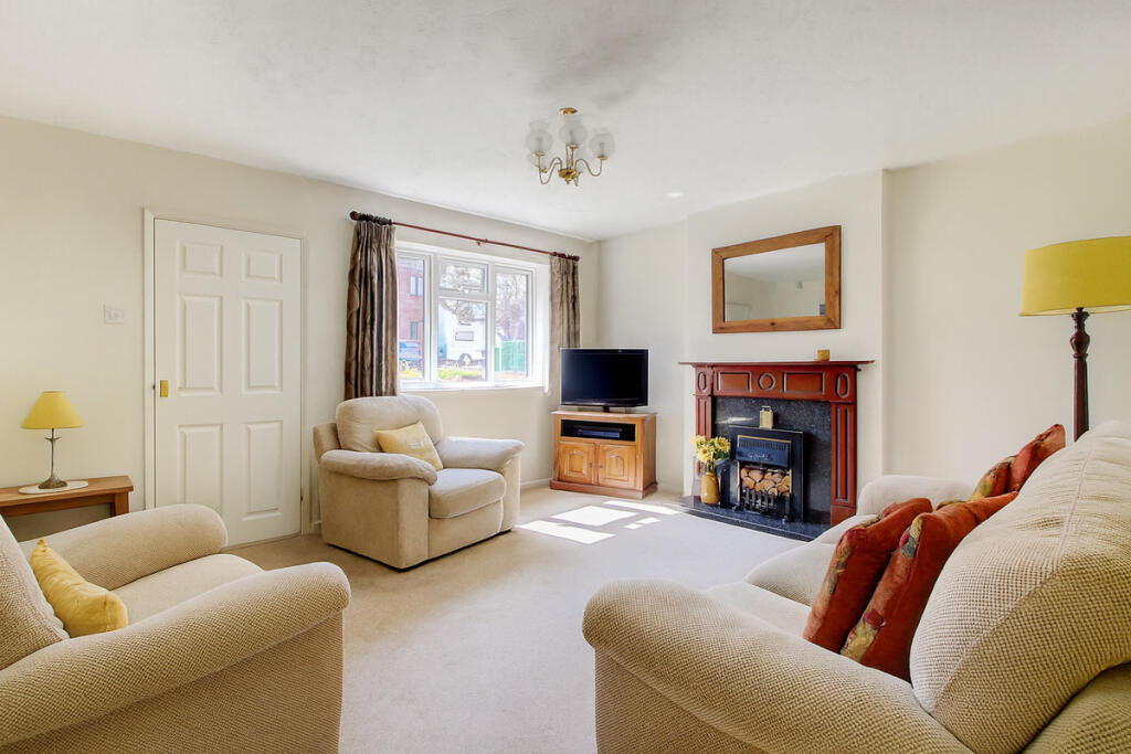 Leafield Rise, Two Mile Ash, MK8 photo 4