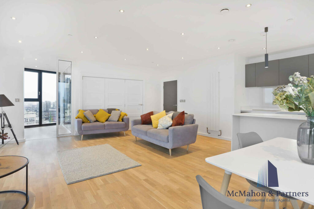 3-bed flat on 87b Newington Causeway, Elephant And Castle, London, SE1, £1,050,000