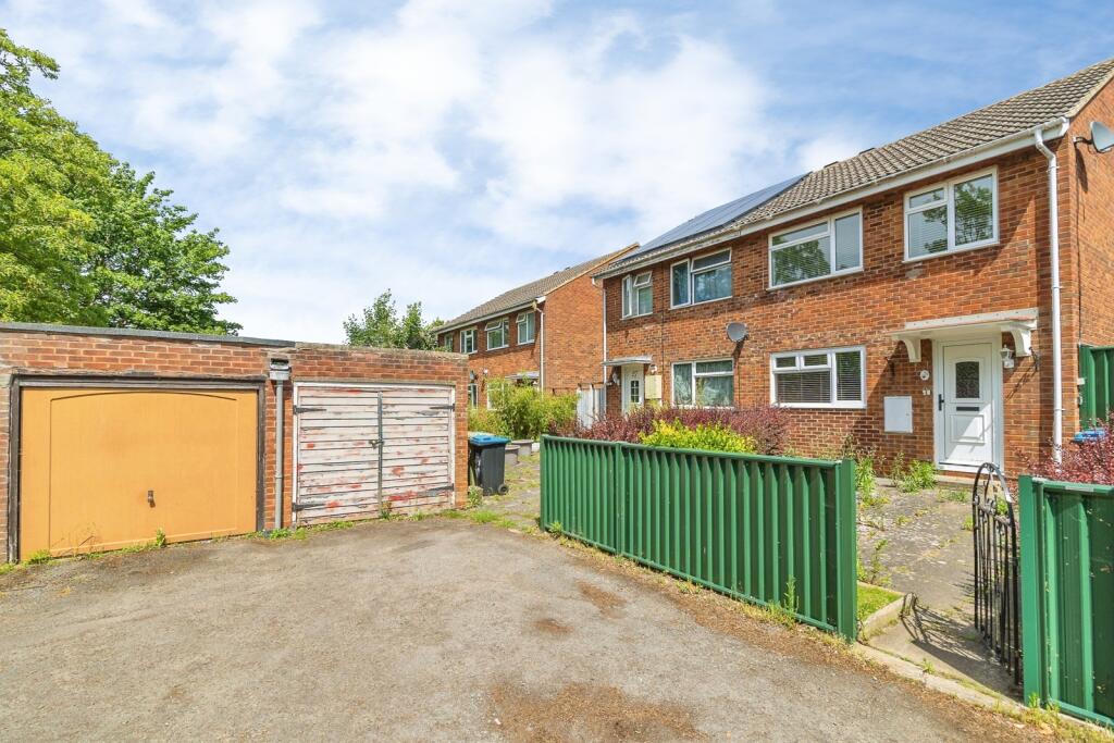 Kents Road, Stantonbury, Milton Keynes, Buckinghamshire, MK14 photo 2