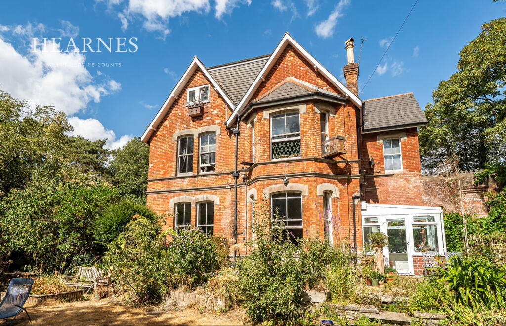 Durley Chine Road South, West Cliff, Bournemouth, BH2