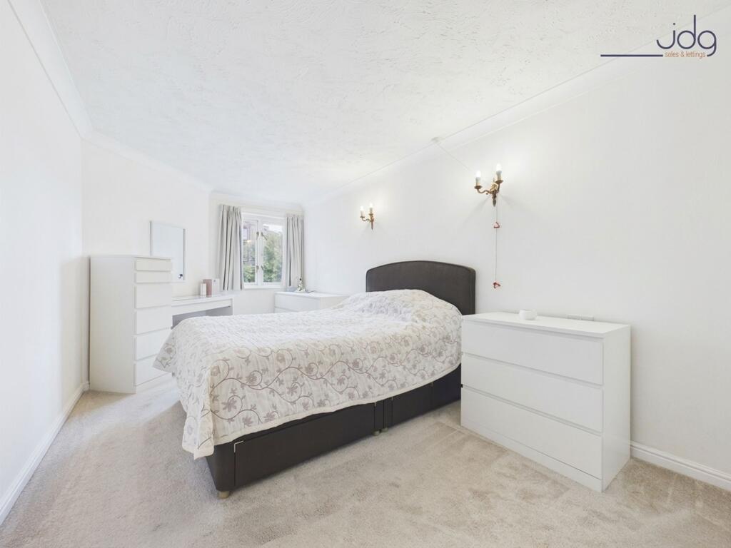 Apartment in Lancaster - View 5