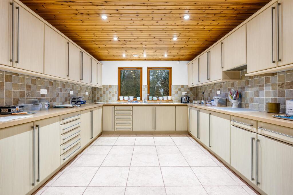 Additional image 5 of Oaklands Rise, Welwyn