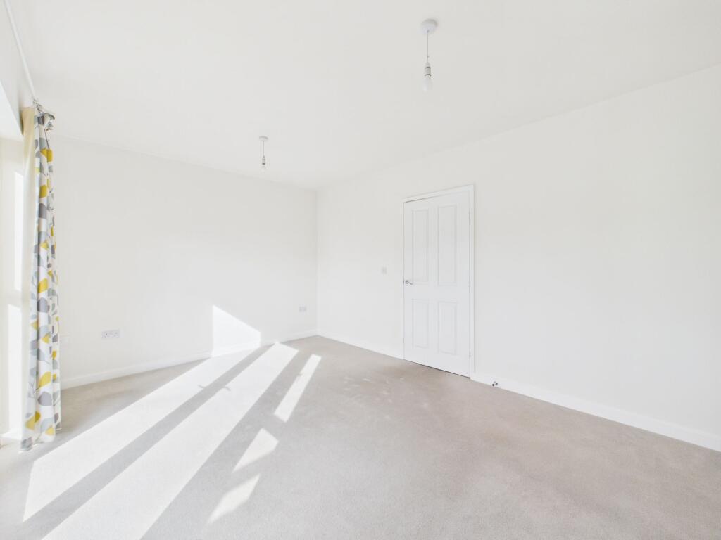 House in Nottingham - More