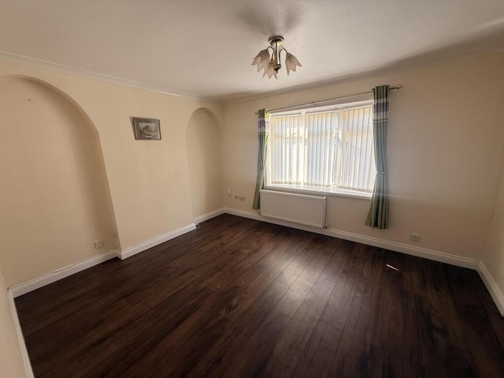 Honeywood Gardens, Darlington photo 3