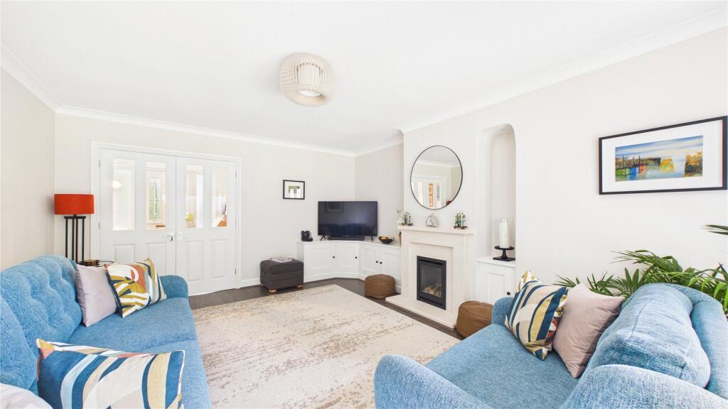 Hatch End, Windlesham, Surrey, GU20 photo 4