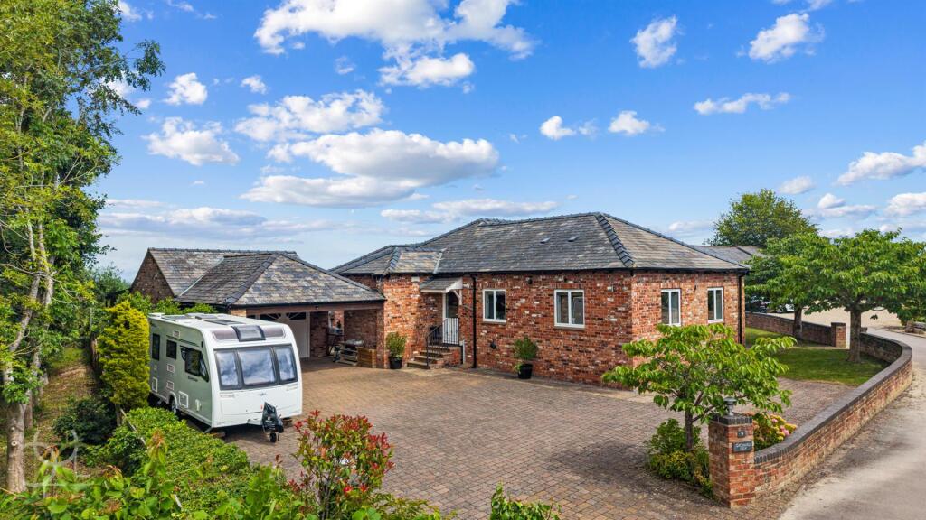 Main image of property: Longdon Court, Wickhamford, Evesham
