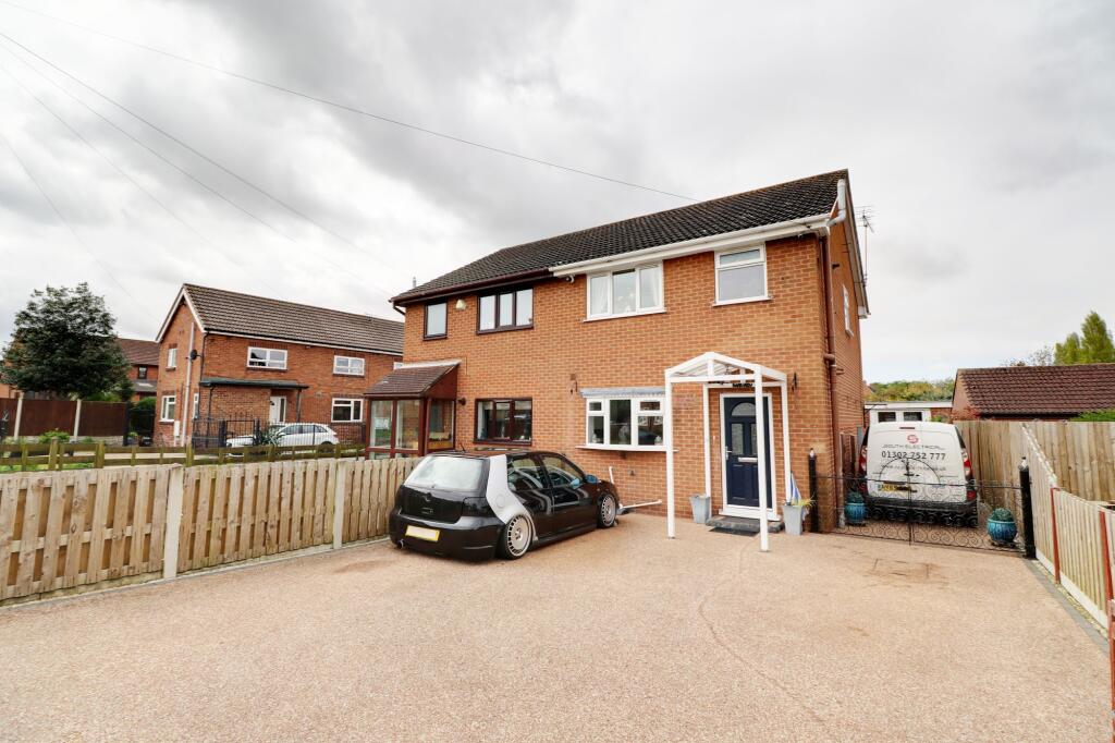 Main image of property: Battle Green, Epworth, DN9