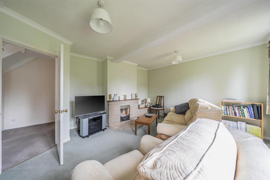 Ramsbury Drive, Earley, Berkshire, RG6 7RT - View 3