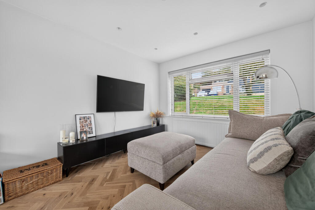 House in Tonbridge - View 5