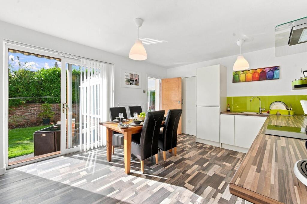 House in Kilmarnock, North Ayrshire - View 4
