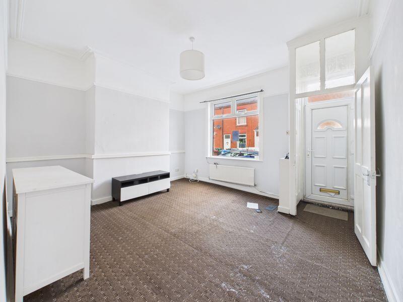 26, Radclyffe Street, Middleton, Manchester, M24 photo 3