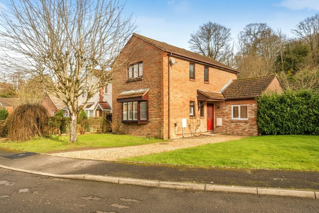 Main image of property: Orchard Close, Haslemere, West Sussex, GU27