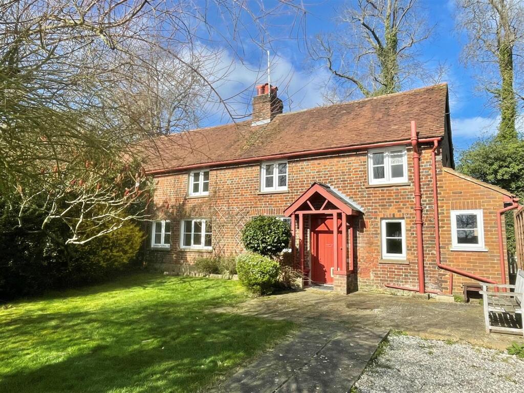 Main image of property: Bridens Camp, Hemel Hempstead