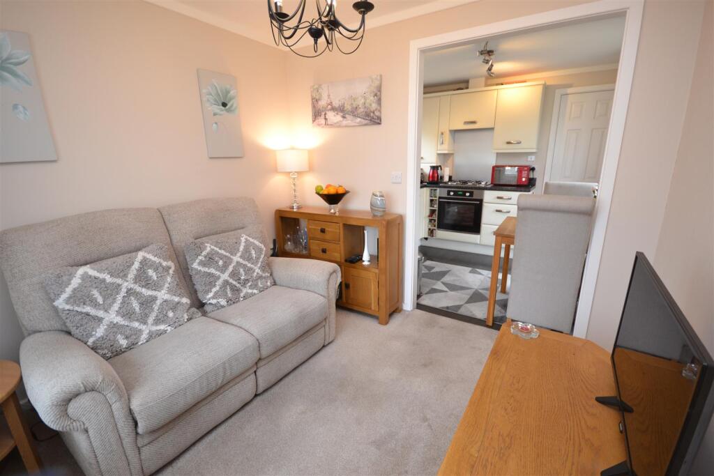House in Rushcliffe, Radcliffe-on-Trent - View 5