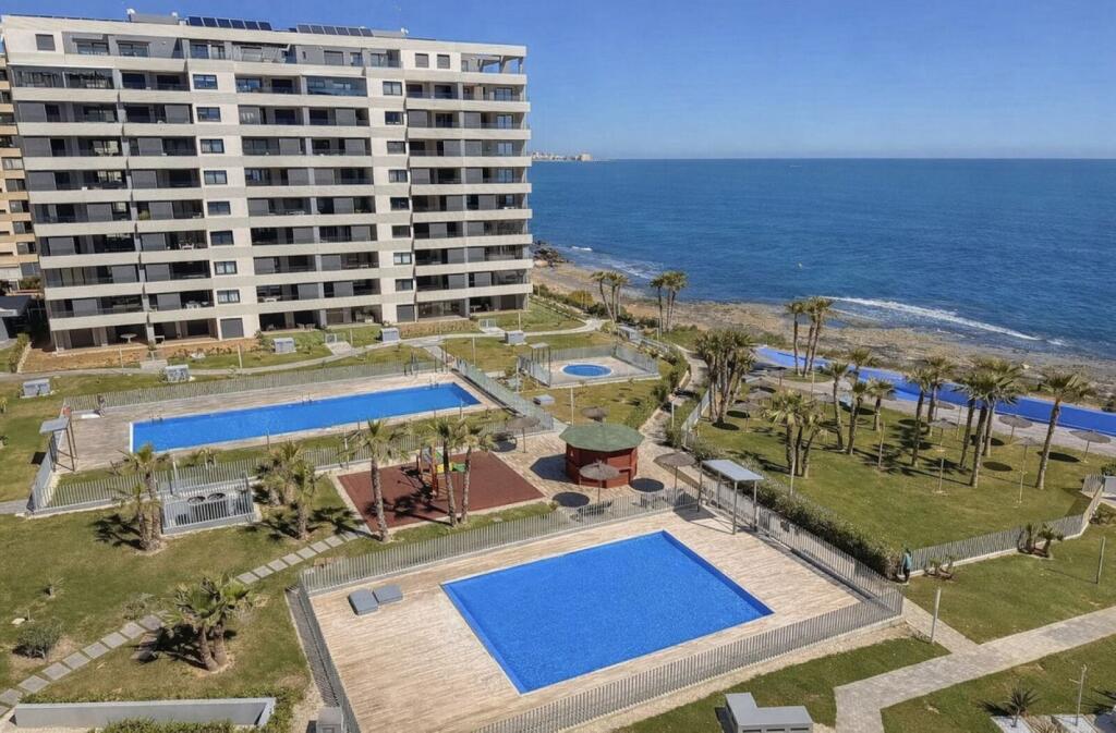 Main image of property: Valencia, Alicante, Torrevieja