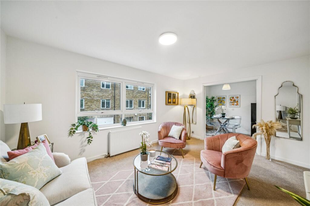 3-bed house on Rochelle Close, SW11, £675,000