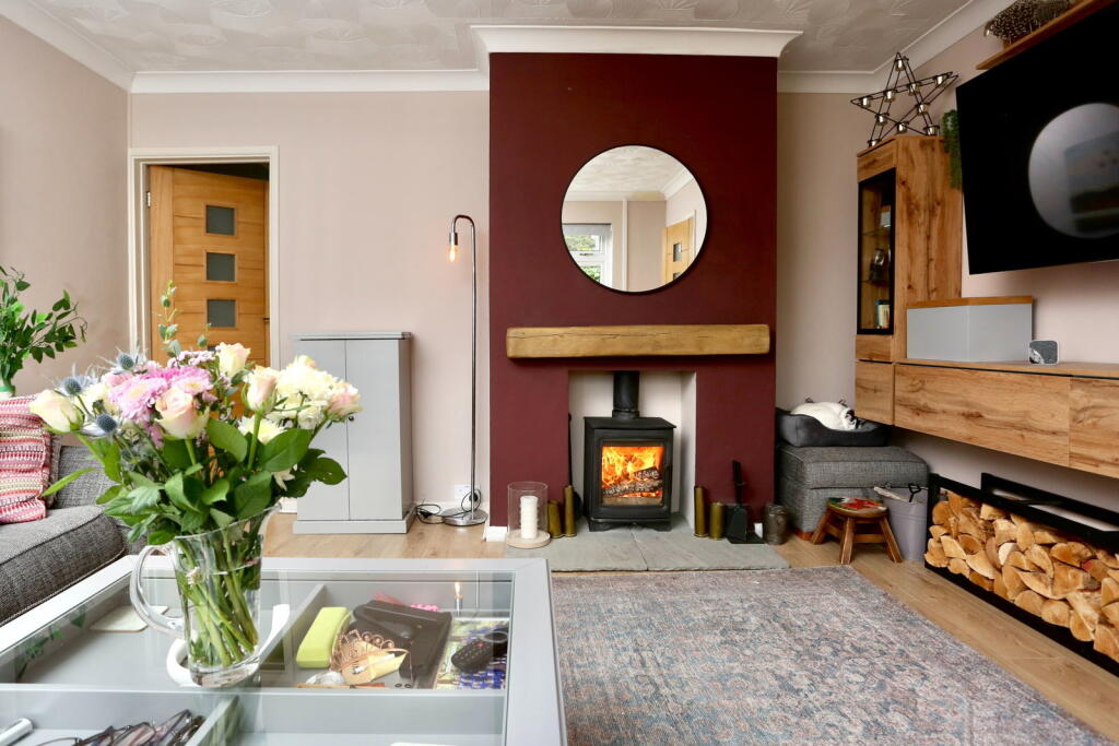 House in Newport - View 2