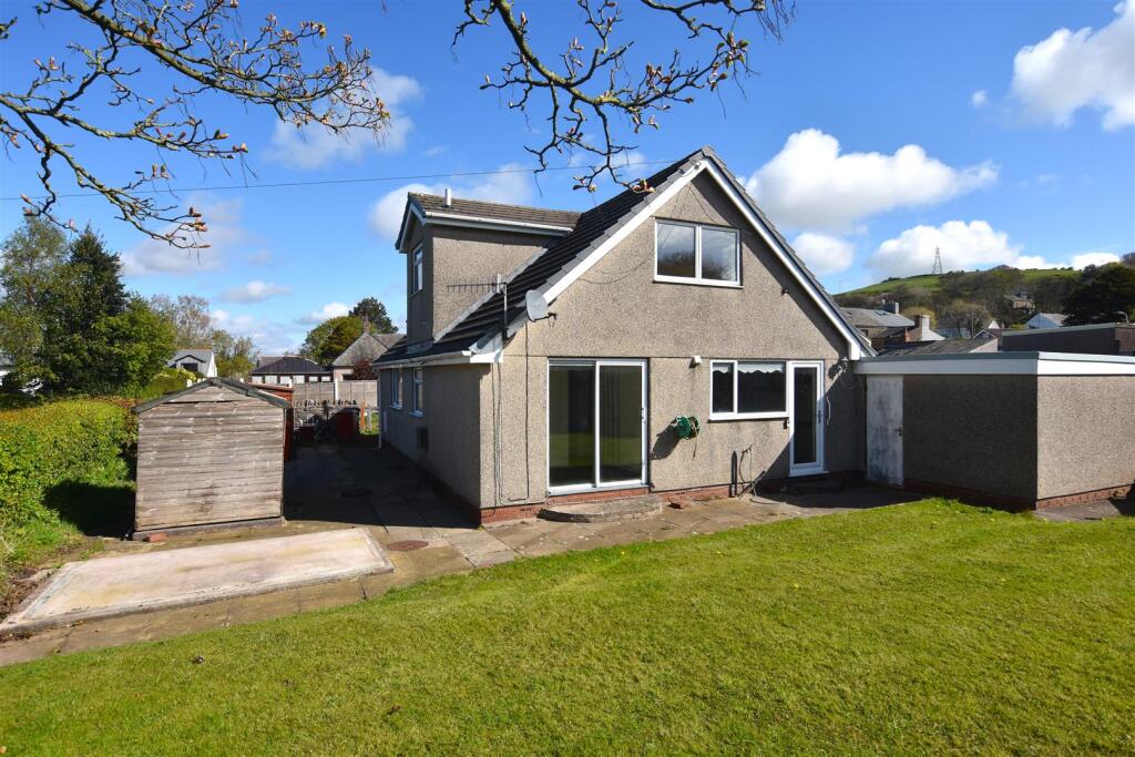 3-bed detached on Askam View, Askam-In-Furness, £310,000