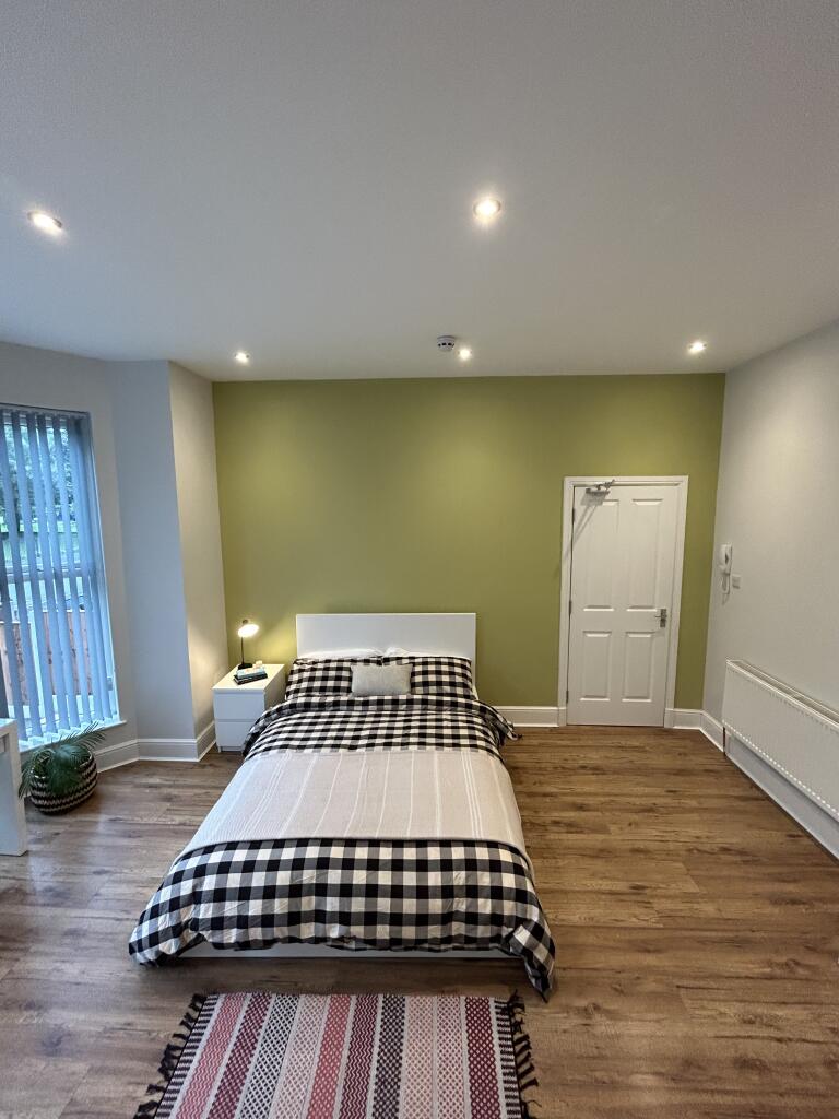 1 bedroom house share for rent