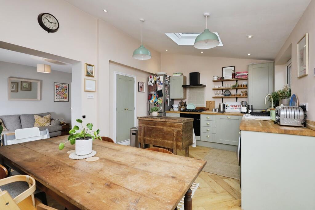 House in Tonbridge - View 5