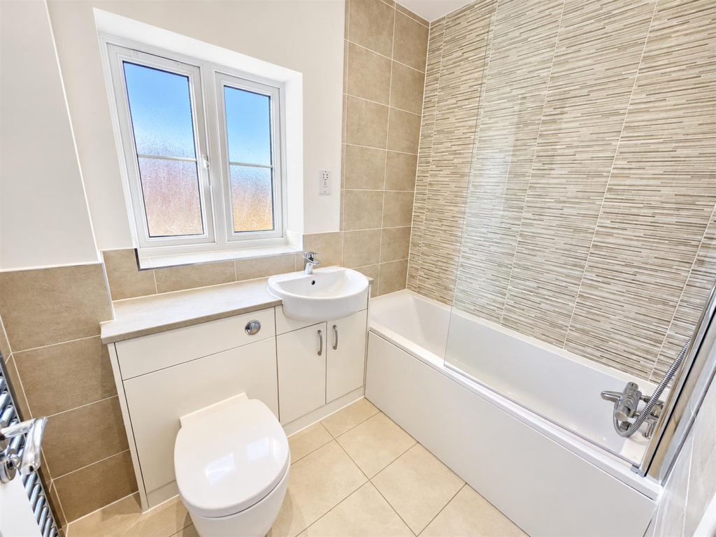 House in Newborough, City of Peterborough - View 4