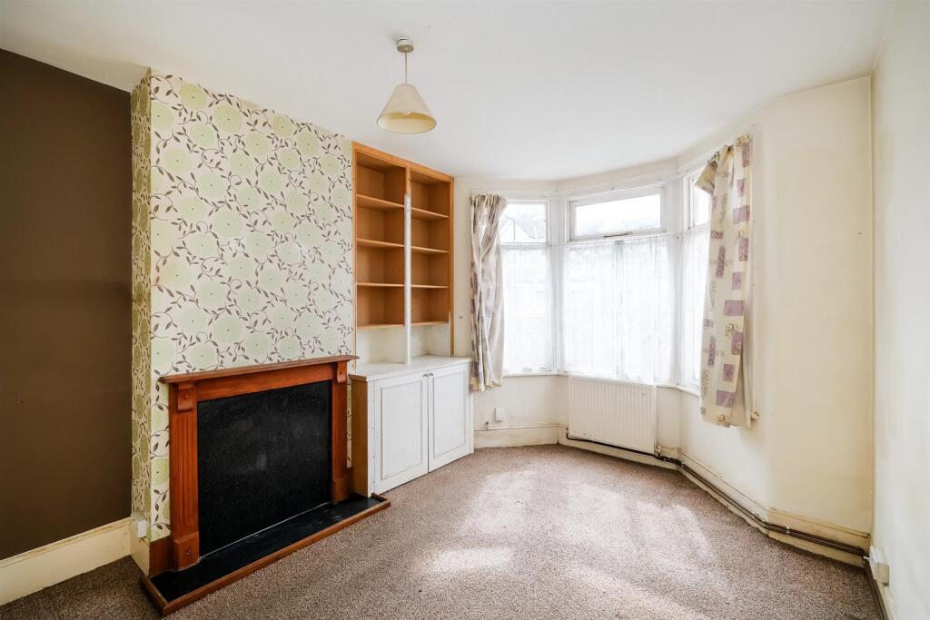 Warwick Road, Chingford photo 3