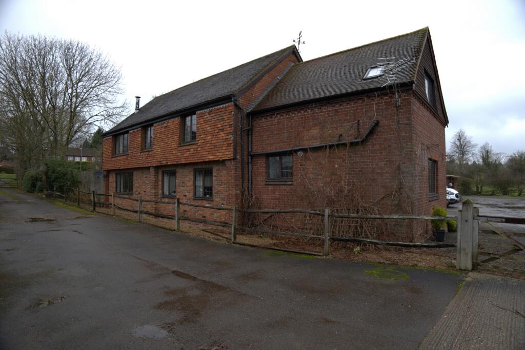 Main image of property: Tanyard Farm Stables, Hadlow Road, TN9