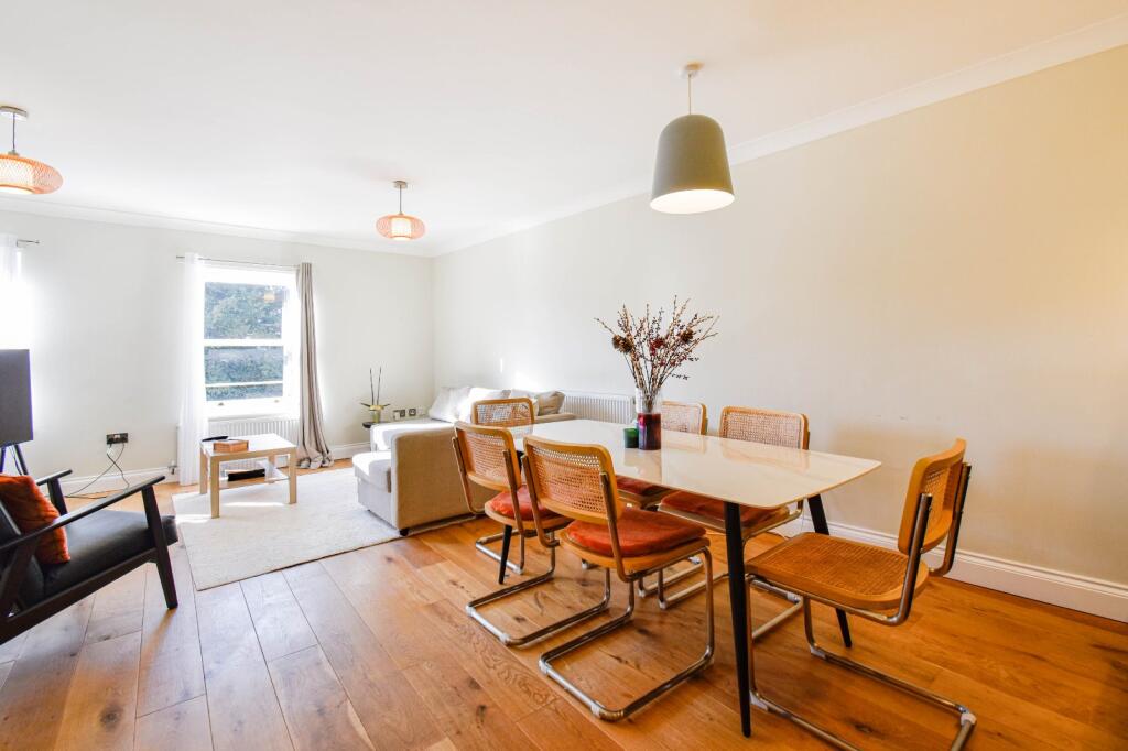 Apartment in Newbury, Speenhamland - View 3