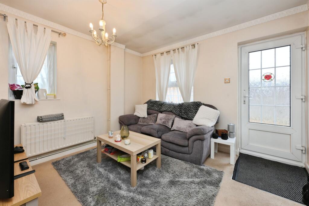 Additional image 2 of Applecroft Road, Welwyn Garden City