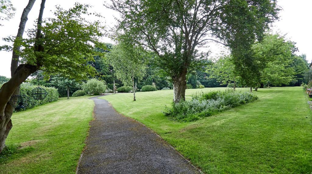 Flat 19,The Chorleywood Beaumont, Chorleywood Lodge Lane, Chorleywood, Rickmansworth, WD3 5BY photo 2