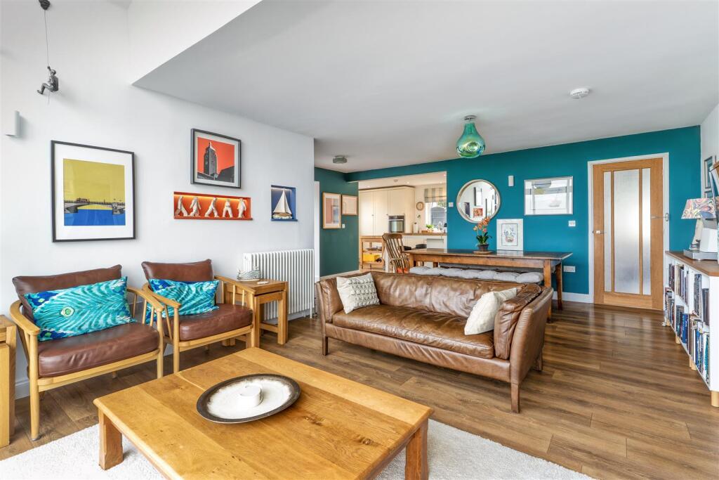 House in Exeter - View 4