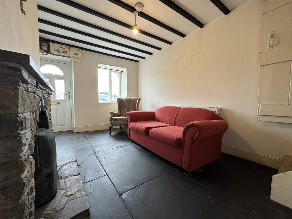 House in Powys, Glantwymyn - View 4